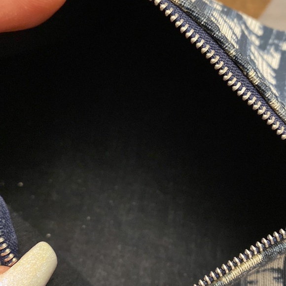 DIOR TROTTER LEATHER Makeup BAG - Picture 11 of 13